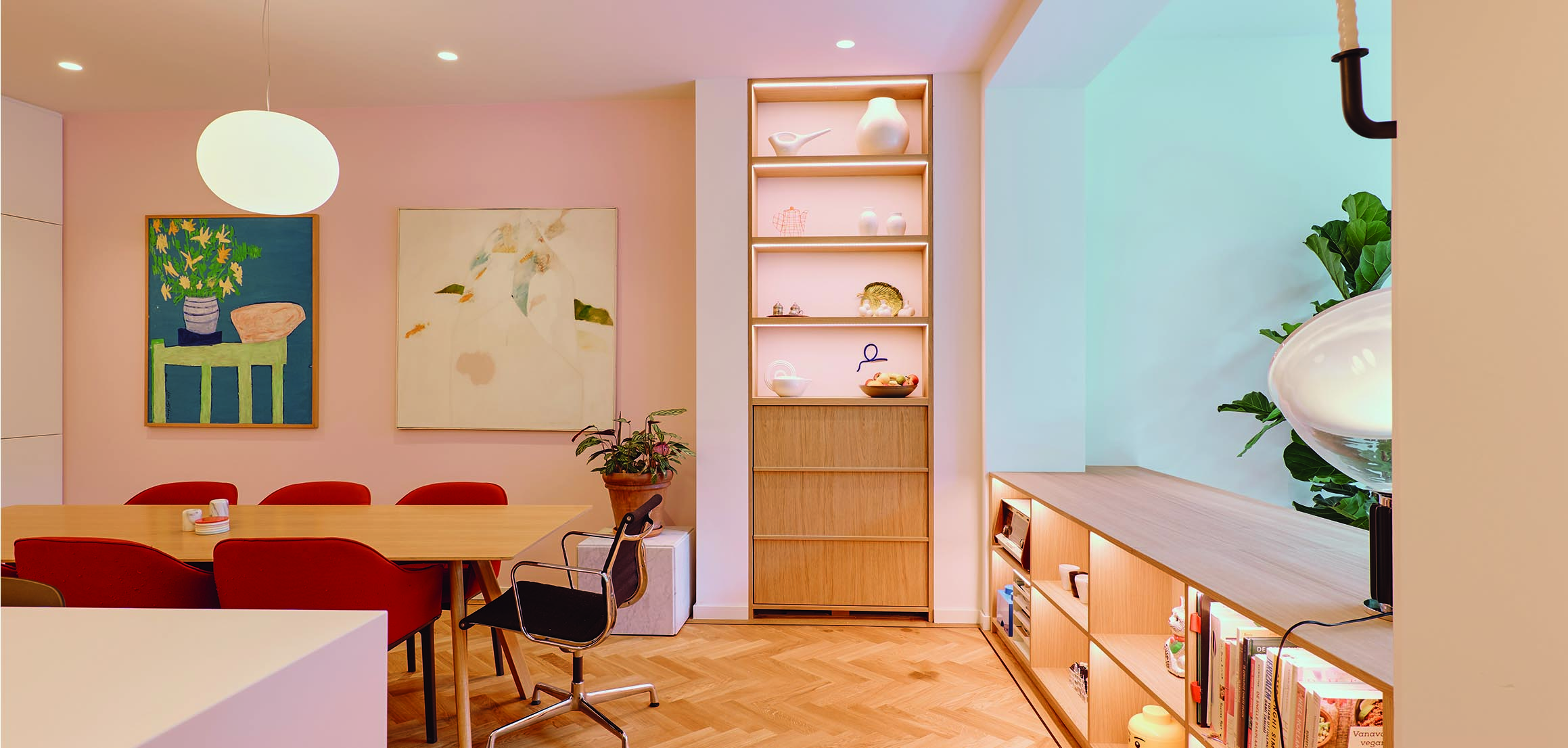 Eetkamer met maatwerk dressoir aan de Boezemsingel in Rotterdam